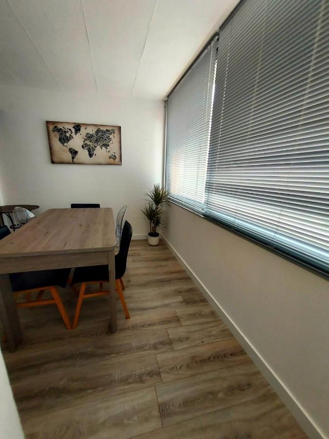 Appartement T3 Plein Centre Ville Le Lavandou Exterior photo